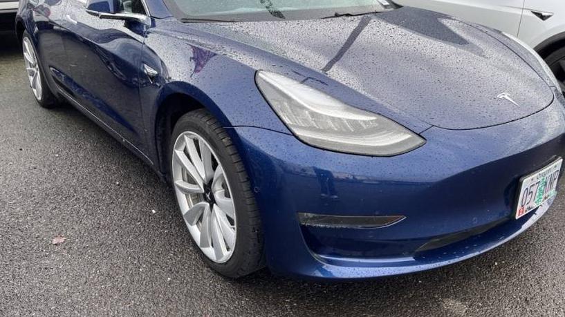 TESLA MODEL 3 2018 5YJ3E1EA6JF004711 image